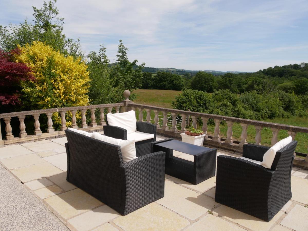 Penddaulwyn Uchaf Farm # Carmarthenshire Apartman Nantgaredig Kültér fotó