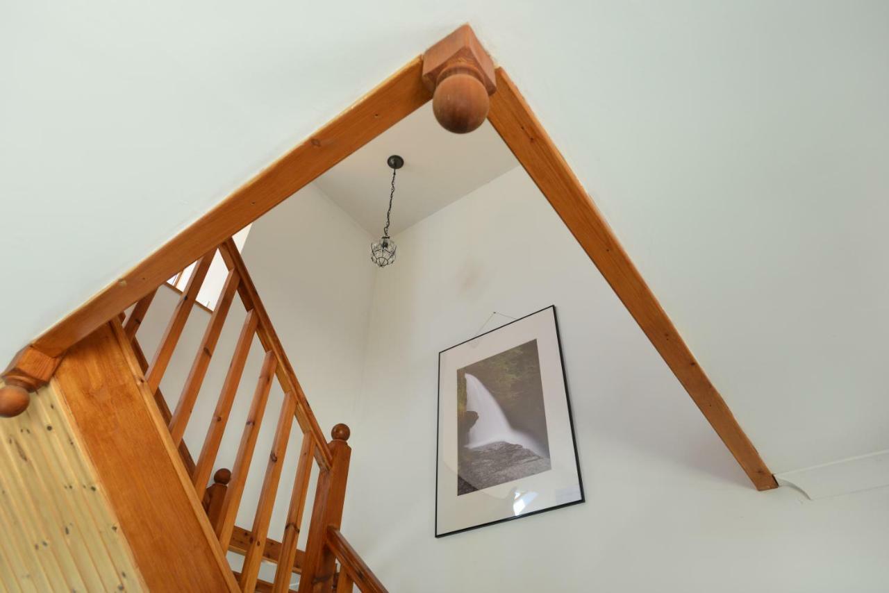 Penddaulwyn Uchaf Farm # Carmarthenshire Apartman Nantgaredig Kültér fotó